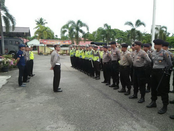 Kapolres Kampar Kerahkan Jajaran Untuk Antisipasi Meningkat Arus Lalin 